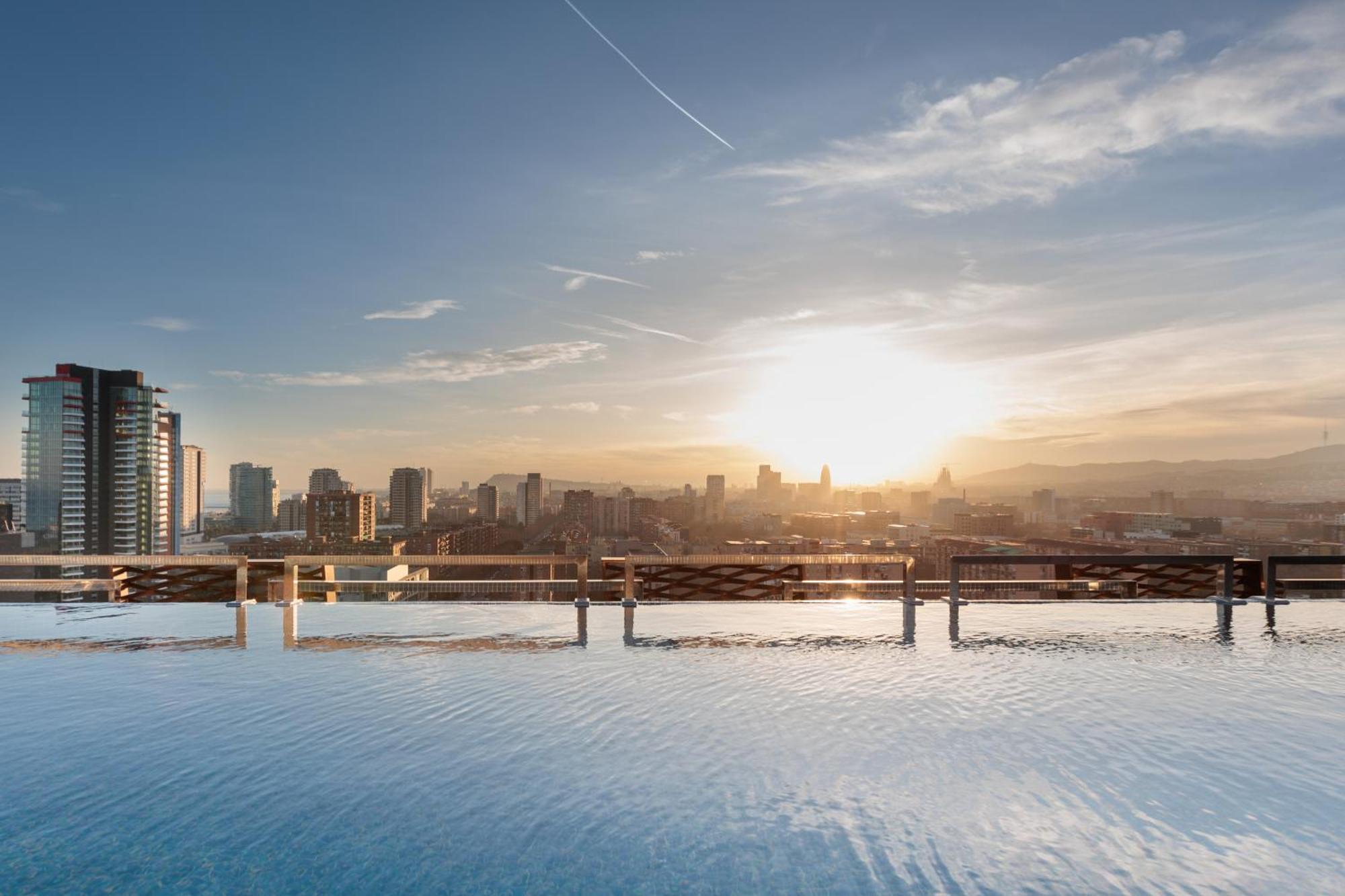 Tembo Barcelona Hotel Sant Adrià de Besòs Kültér fotó