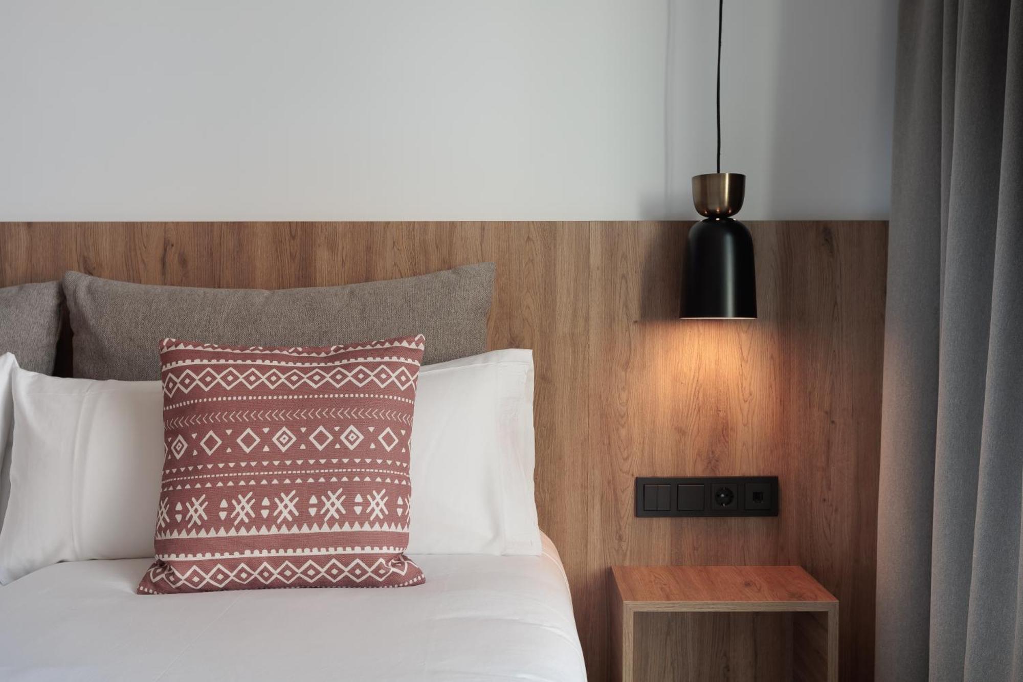 Tembo Barcelona Hotel Sant Adrià de Besòs Kültér fotó