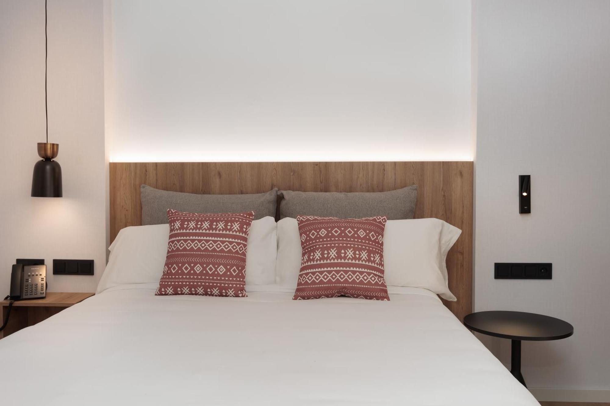 Tembo Barcelona Hotel Sant Adrià de Besòs Kültér fotó