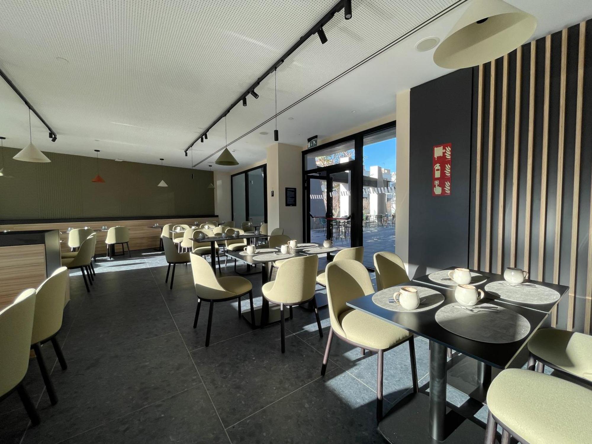 Tembo Barcelona Hotel Sant Adrià de Besòs Kültér fotó